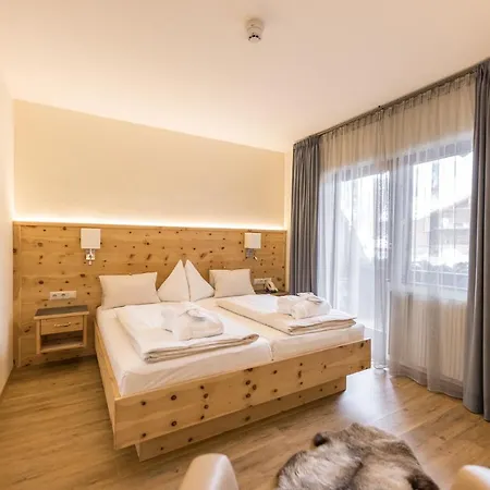 Kornock Hotel 4*